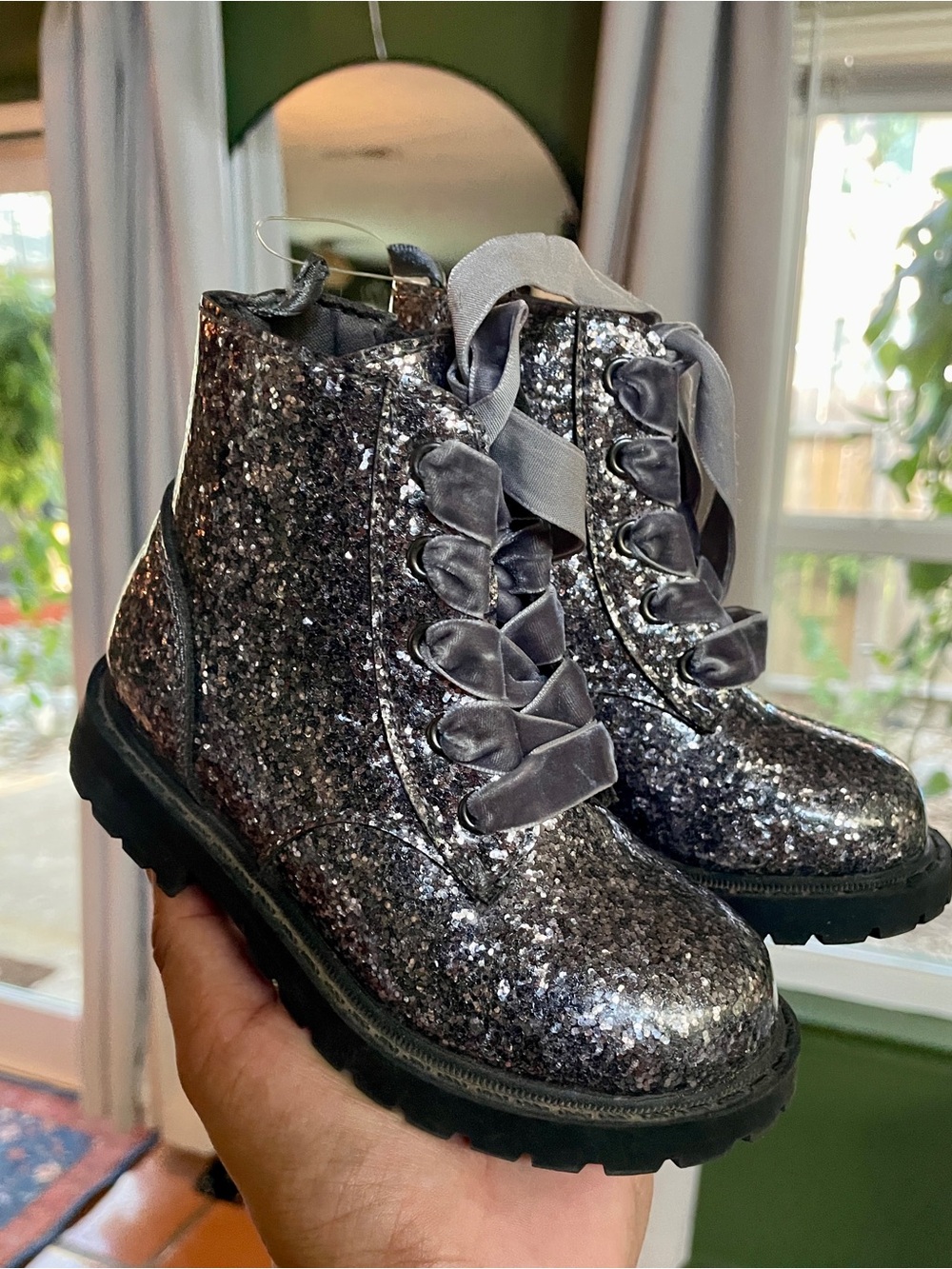 NEW Old Navy Glitter Combat Boots Sz 7 Toddler Baby